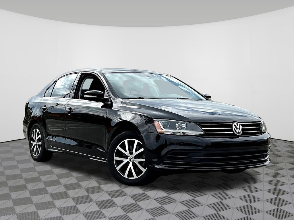 Used 2017 Volkswagen Jetta 1.4T SE Manual Sedan