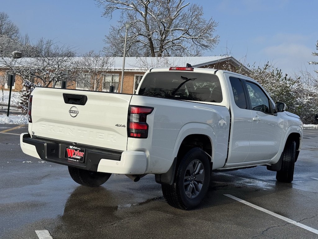 Used 2025 Nissan Frontier King Cab 4x4 SV Truck King Cab