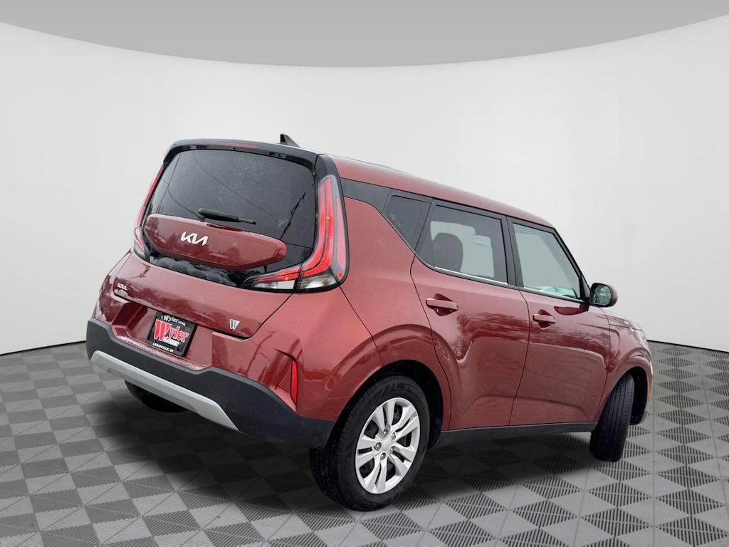 Used 2024 Kia Soul LX IVT Hatchback