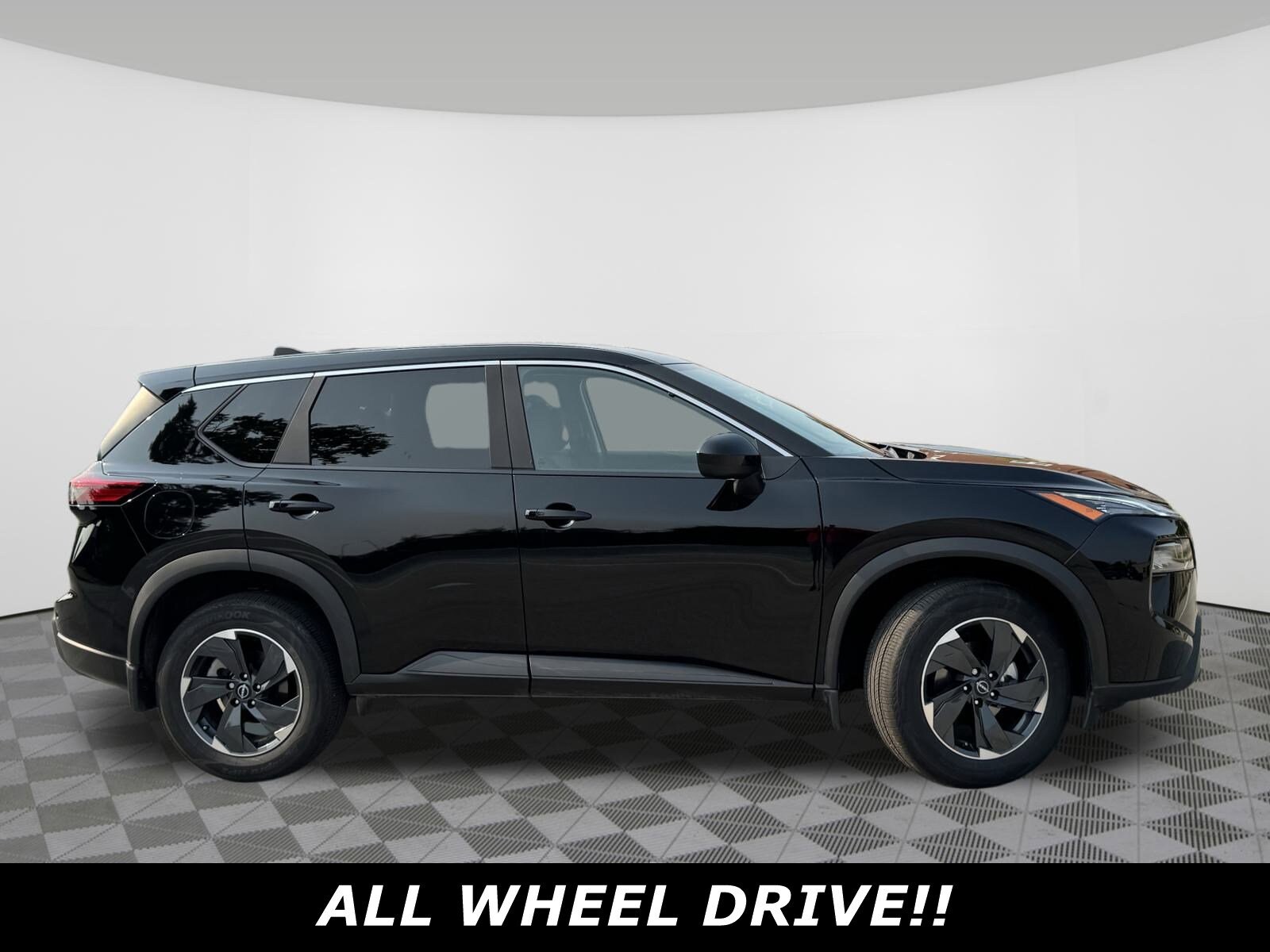 2025 Nissan Rogue AWD SV photo 2