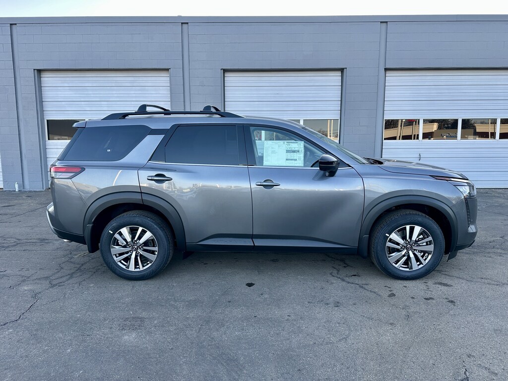 New 2026 Nissan Pathfinder SL SUV