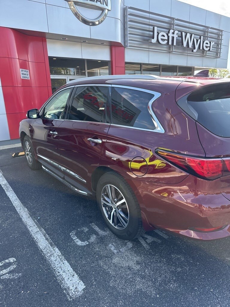 2019 Infiniti QX60 Luxe AWD photo 4