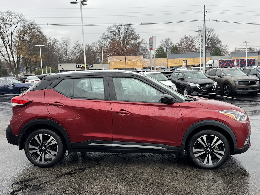 Used 2020 Nissan Kicks SR FWD SUV