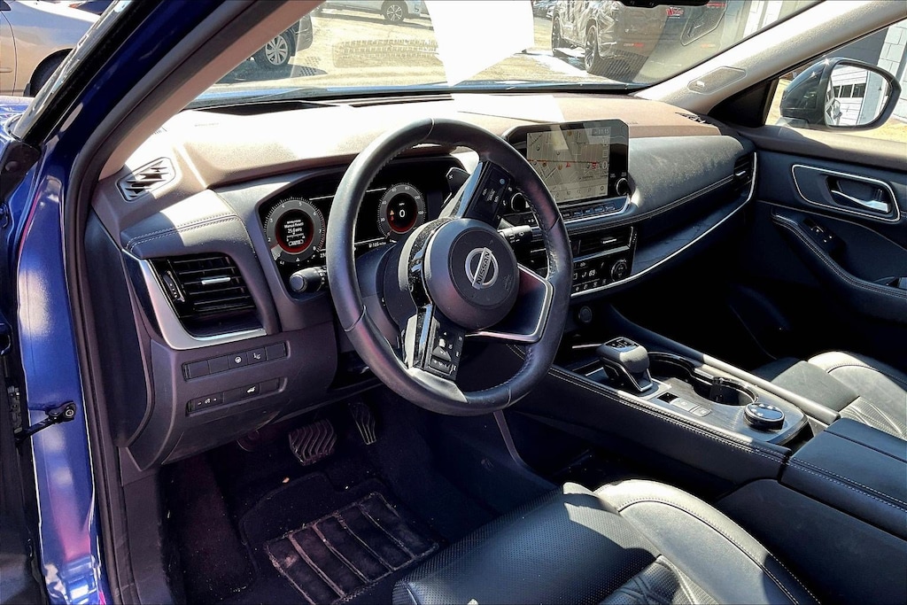 Used 2021 Nissan Rogue AWD Platinum SUV