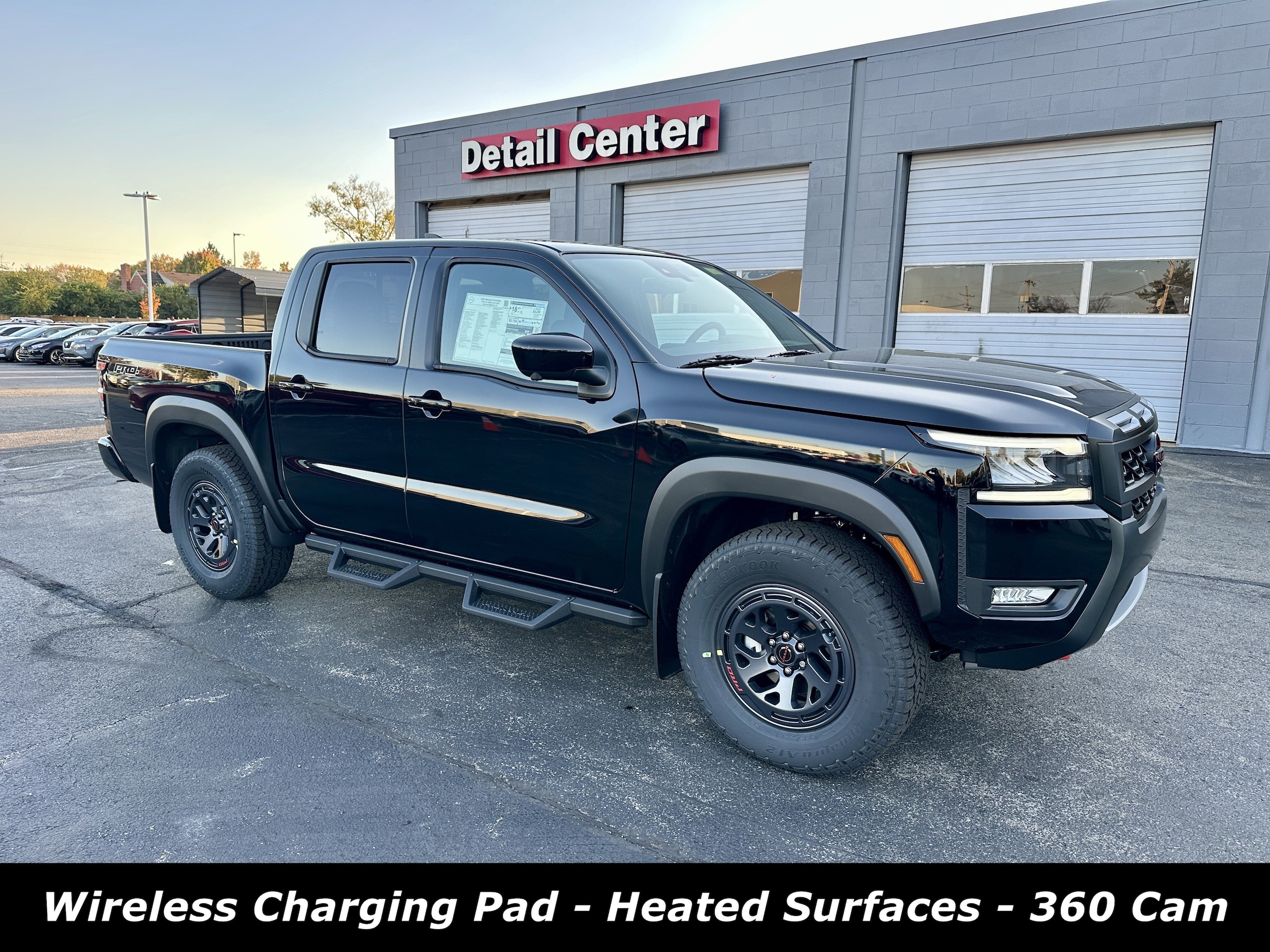 2026 Nissan Frontier PRO-4X's photo