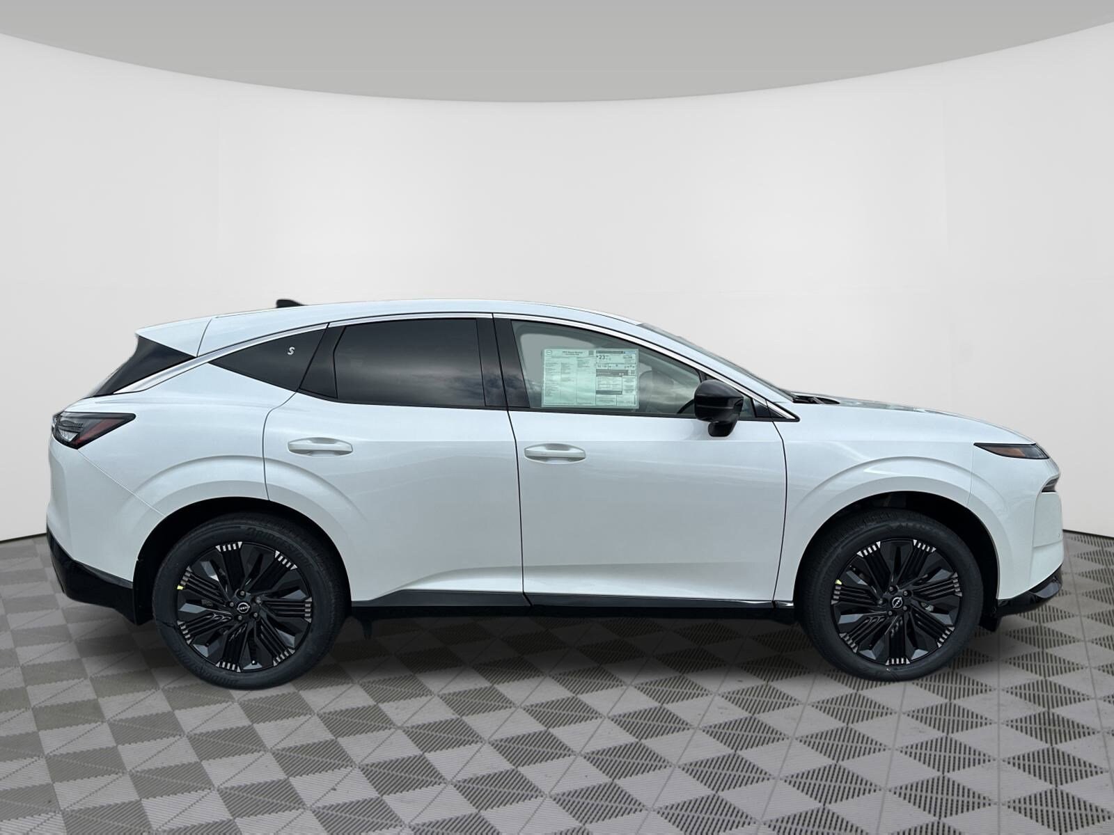 2026 Nissan Murano Platinum photo 2