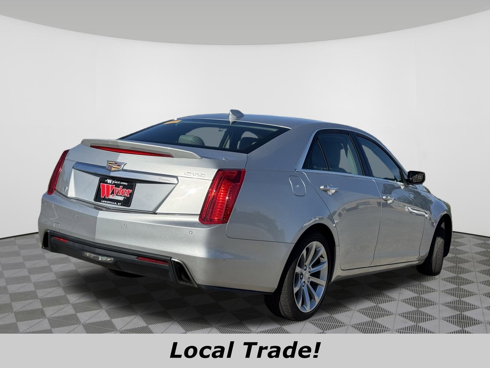 2018 Cadillac CTS Sedan Luxury photo 2