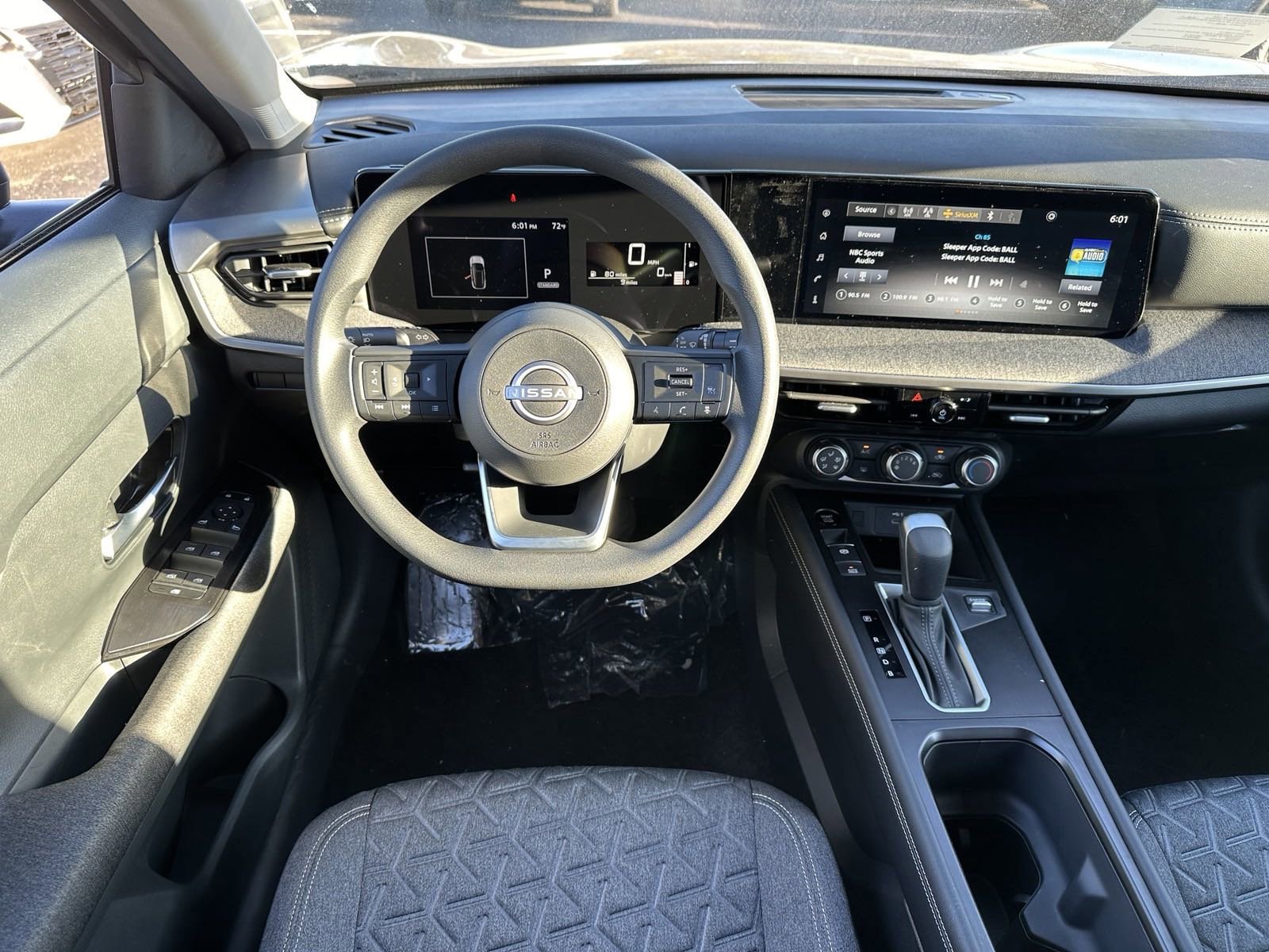 2025 Nissan Kicks SV AWD - Photo 16