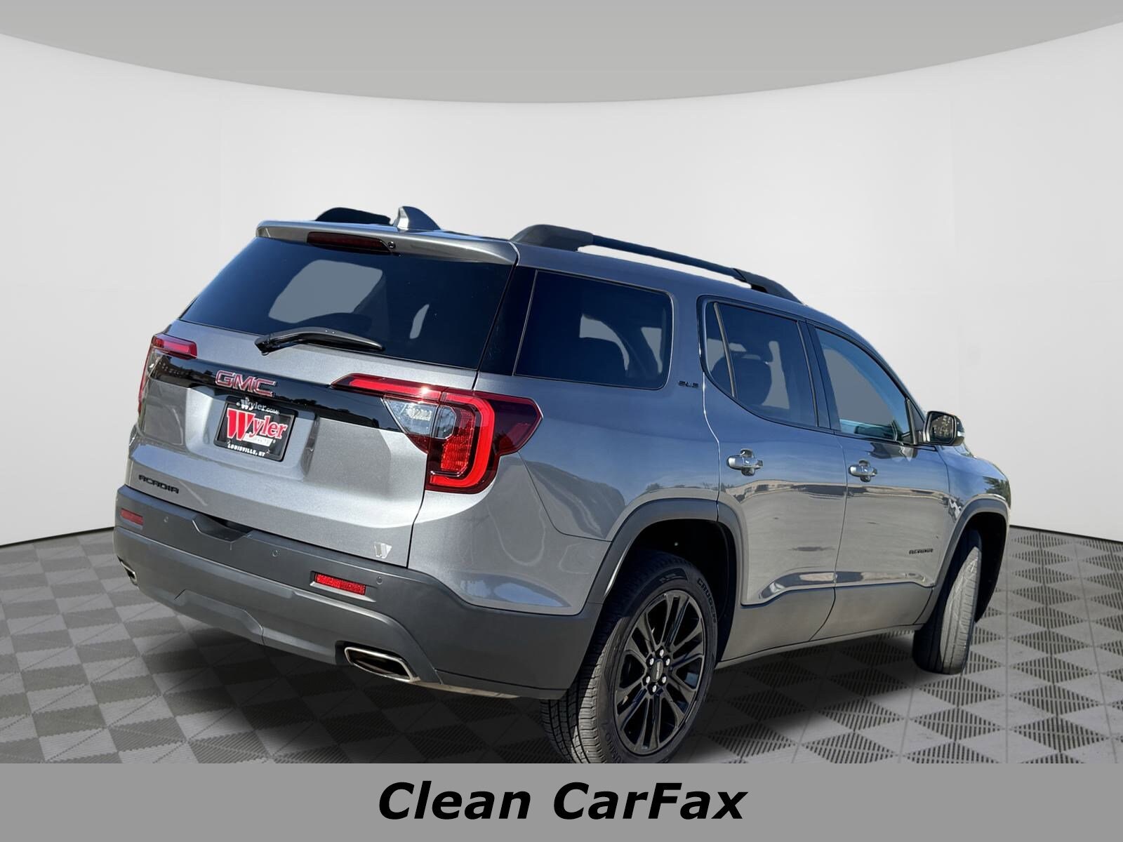 2022 Gmc Acadia SLE photo 2