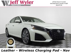 2025 Nissan Altima SL Sedan