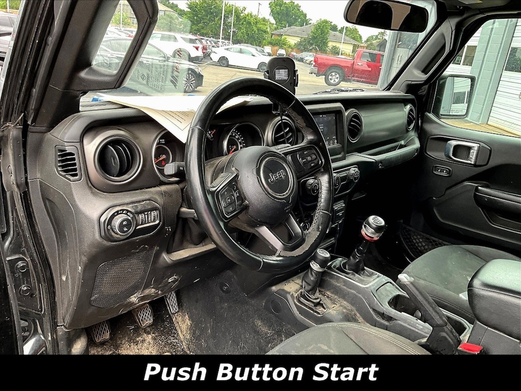 Used 2021 Jeep Gladiator Willys 4x4 Truck Crew Cab