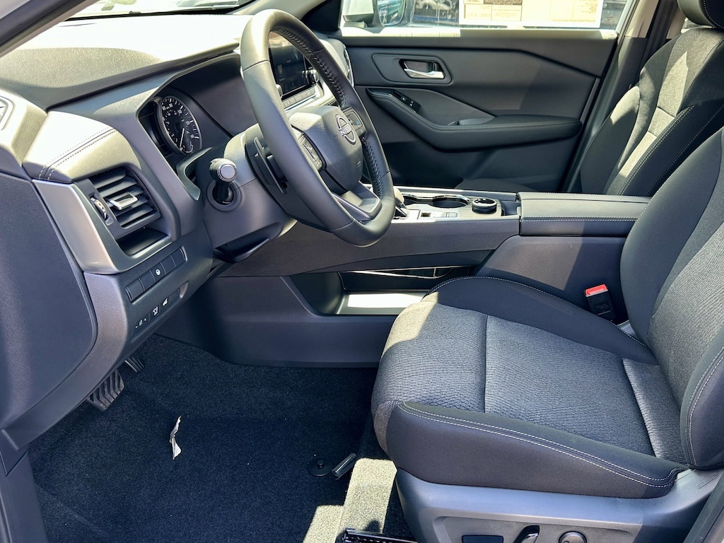 New 2026 Nissan Rogue SV SUV