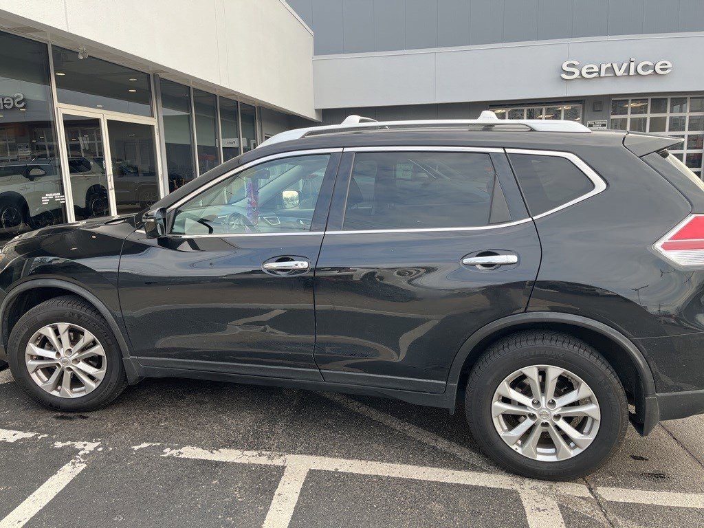 Used 2016 Nissan Rogue AWD 4dr SV SUV