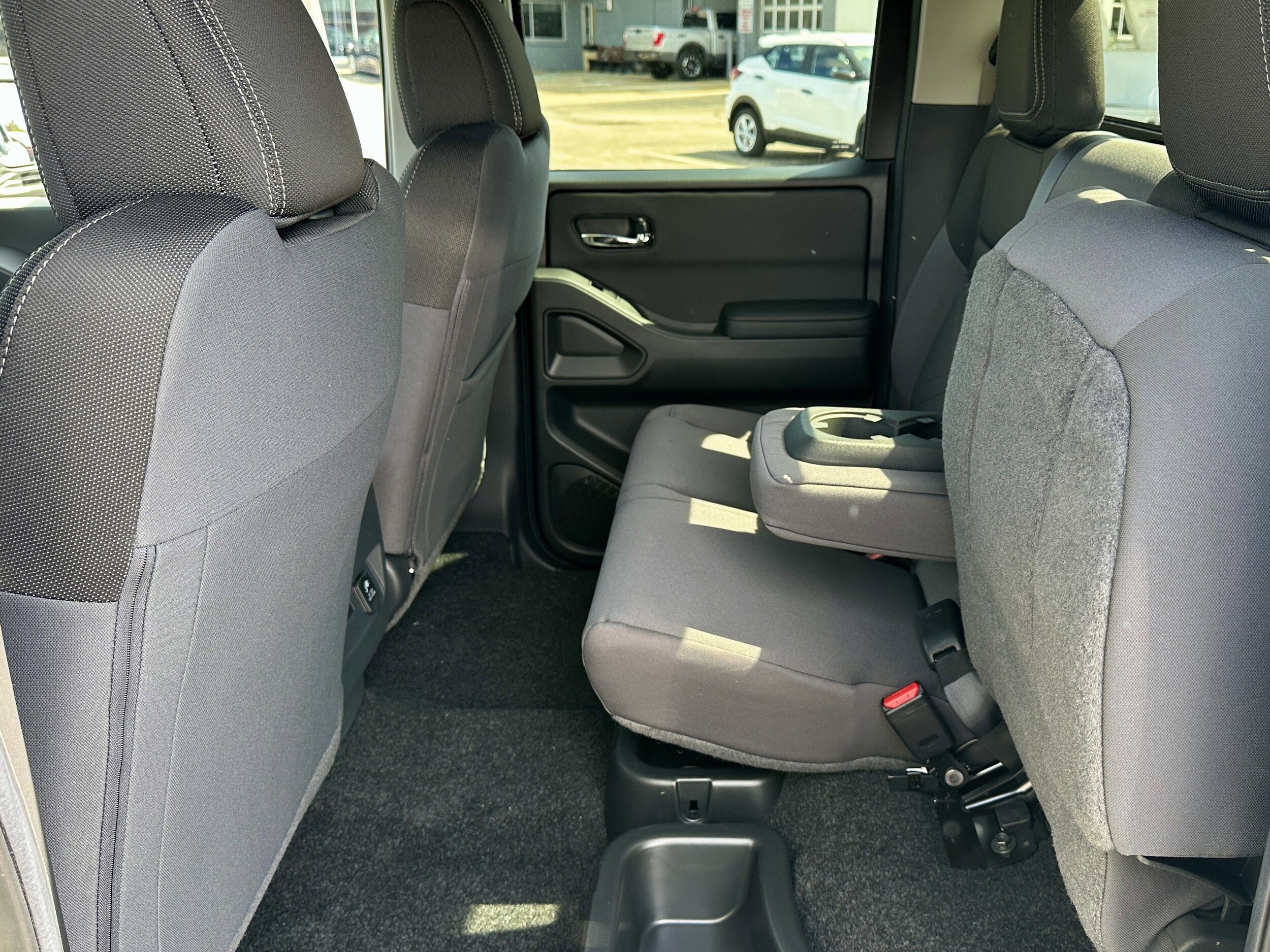2026 Nissan Frontier SV - Photo 34