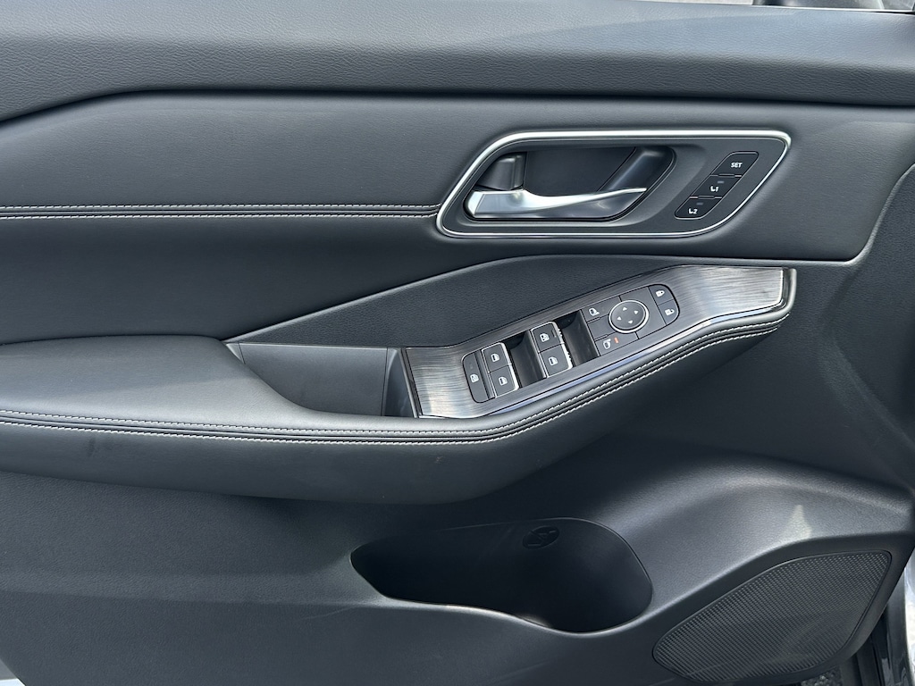 New 2026 Nissan Rogue Platinum SUV