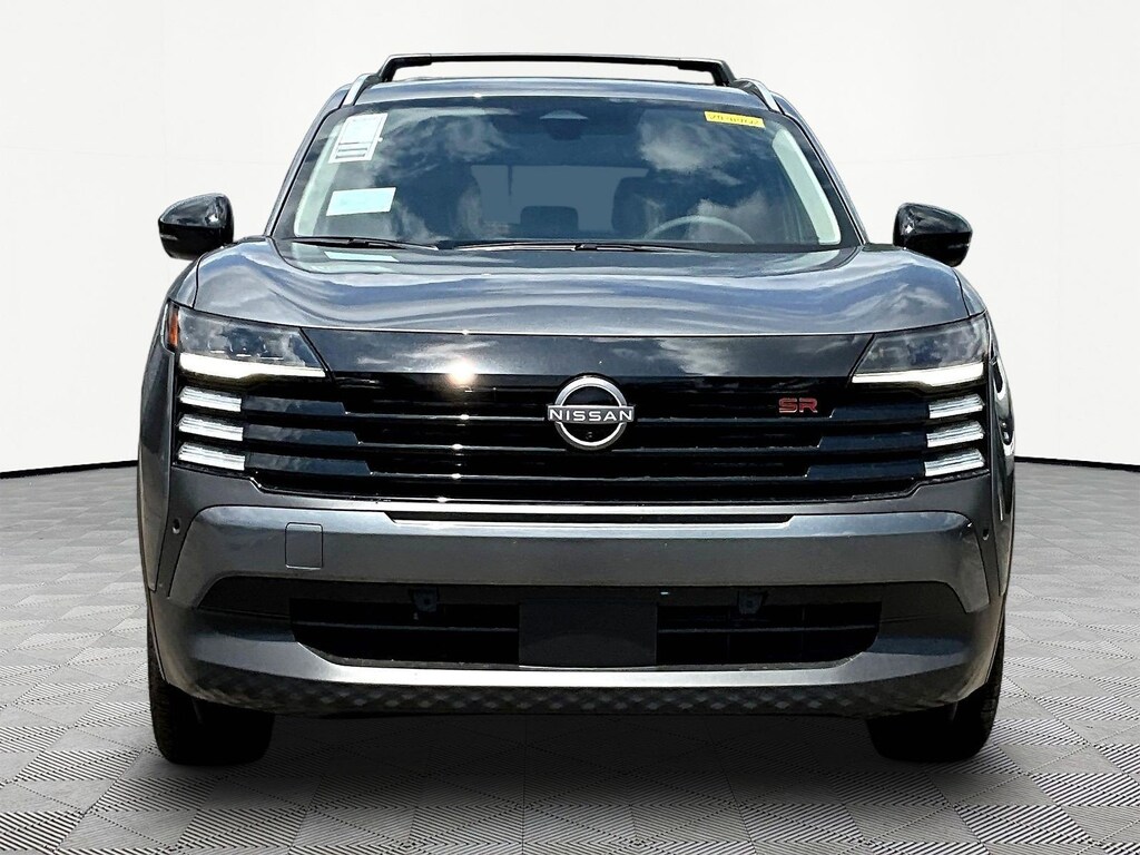 New 2026 Nissan Kicks SR SUV