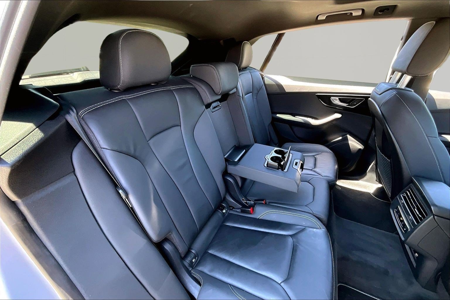 2019 Audi Q8 Premium - Photo 25