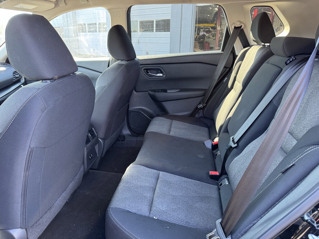 Used 2025 Nissan Rogue AWD SV SUV