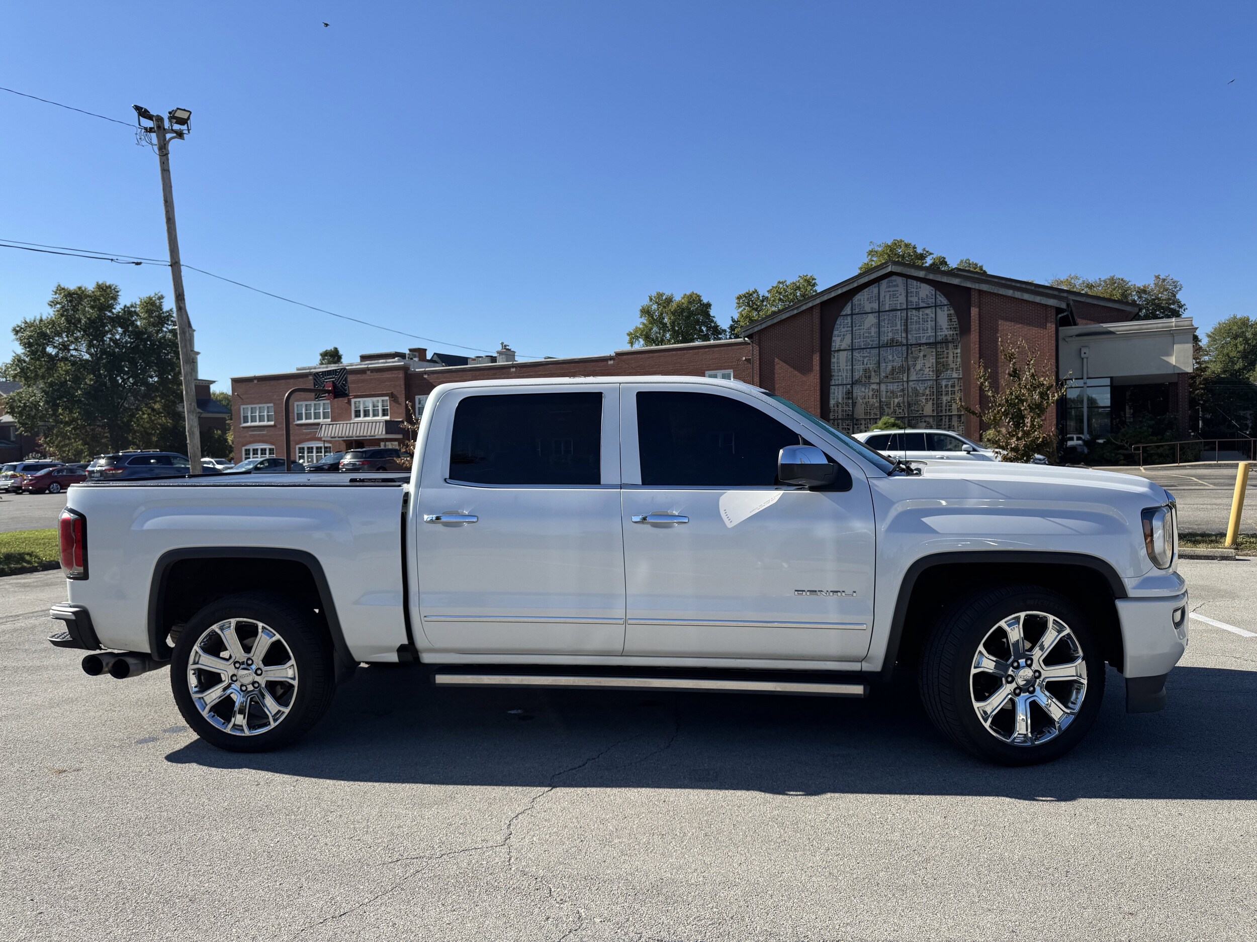 2017 Gmc Sierra 1500 Denali photo 2