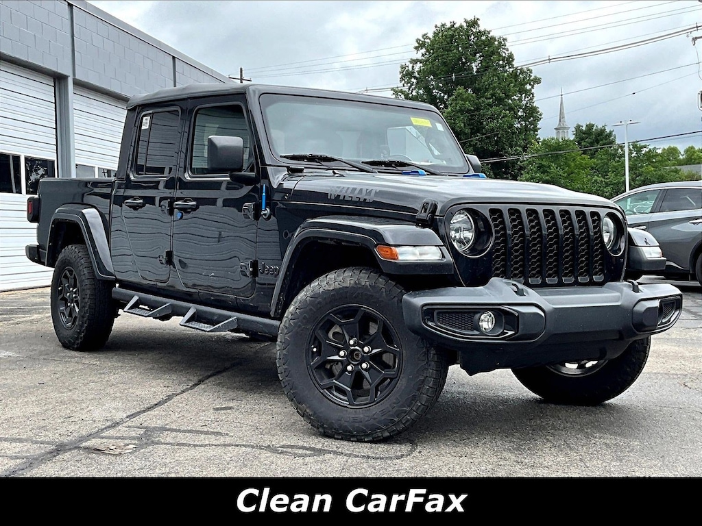 Used 2021 Jeep Gladiator Willys 4x4 Truck Crew Cab