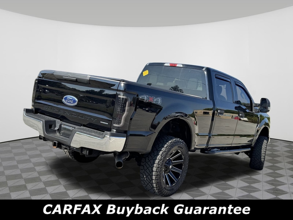 Used 2018 Ford Super Duty F-250 SRW XLT 4WD Crew Cab 6.75 Box Truck Crew Cab