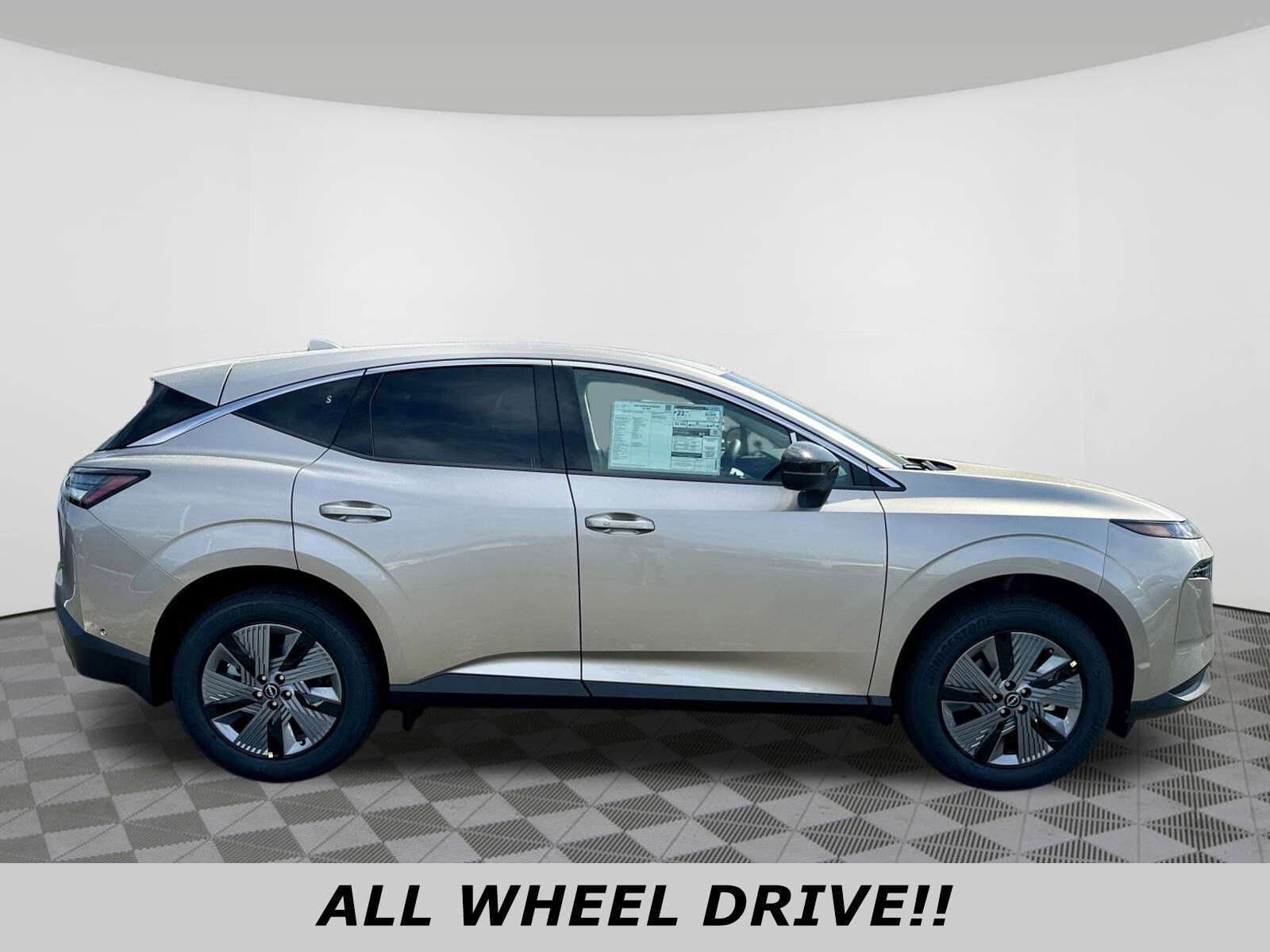 2025 Nissan Murano SL photo 2