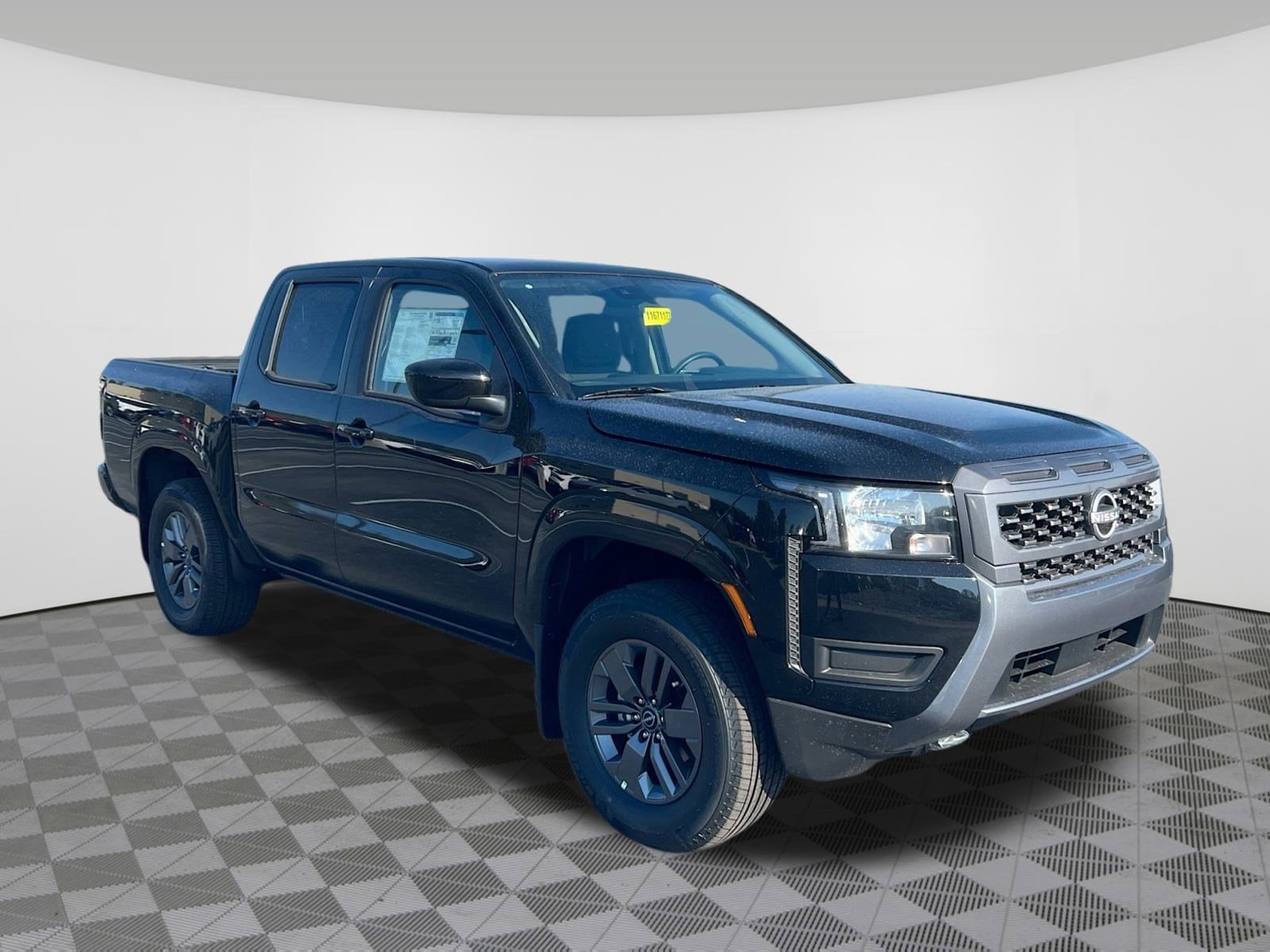 2025 Nissan Frontier SV's photo