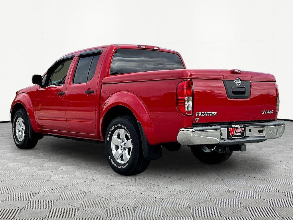 Used 2011 Nissan Frontier 4WD Crew Cab SWB Auto SV Truck Crew Cab