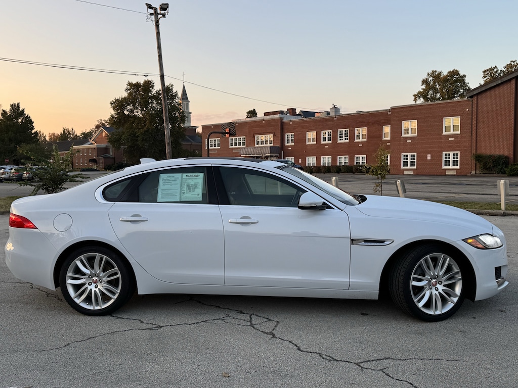 Used 2018 Jaguar XF Sedan 35t Portfolio Ltd Edition AWD *Ltd Avail* Sedan