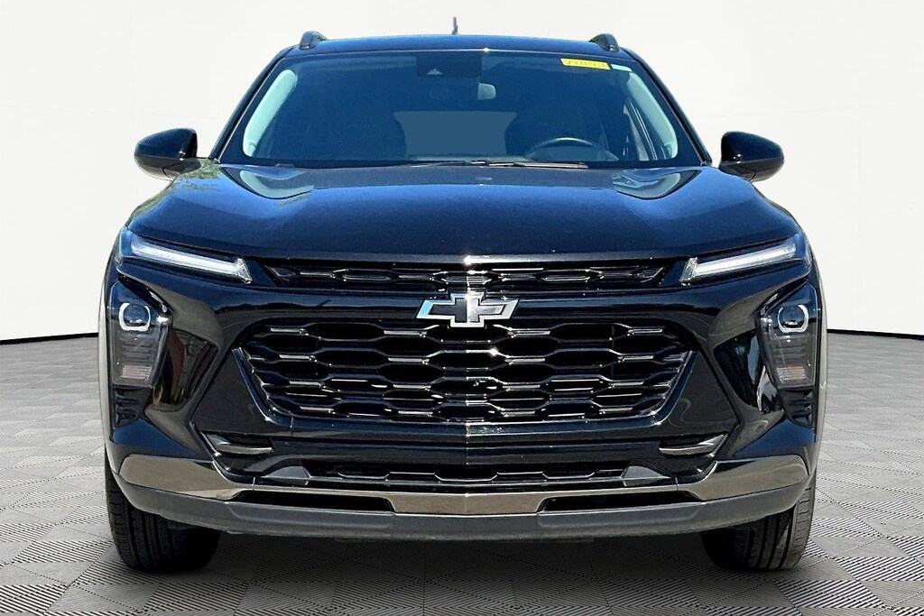 Used 2025 Chevrolet Trax FWD 4dr ACTIV SUV