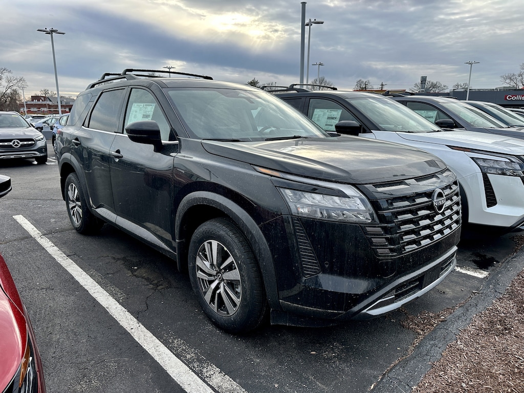 New 2026 Nissan Pathfinder SL SUV