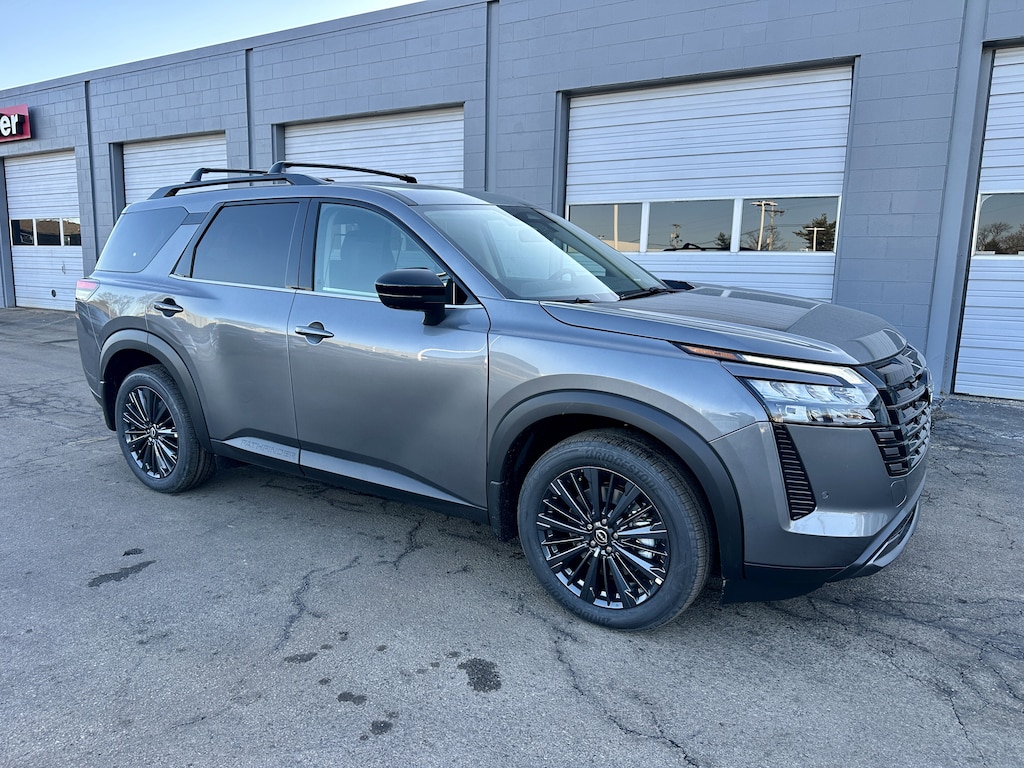 New 2026 Nissan Pathfinder SL SUV