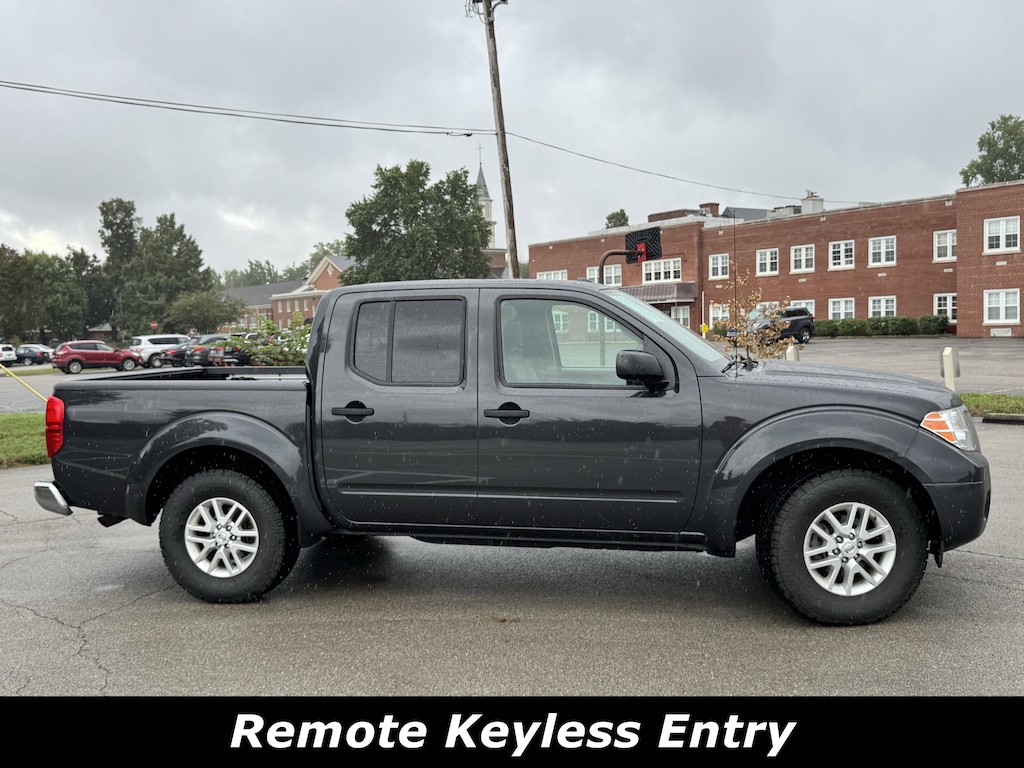 Used 2014 Nissan Frontier 2WD Crew Cab SWB Auto SV Truck Crew Cab