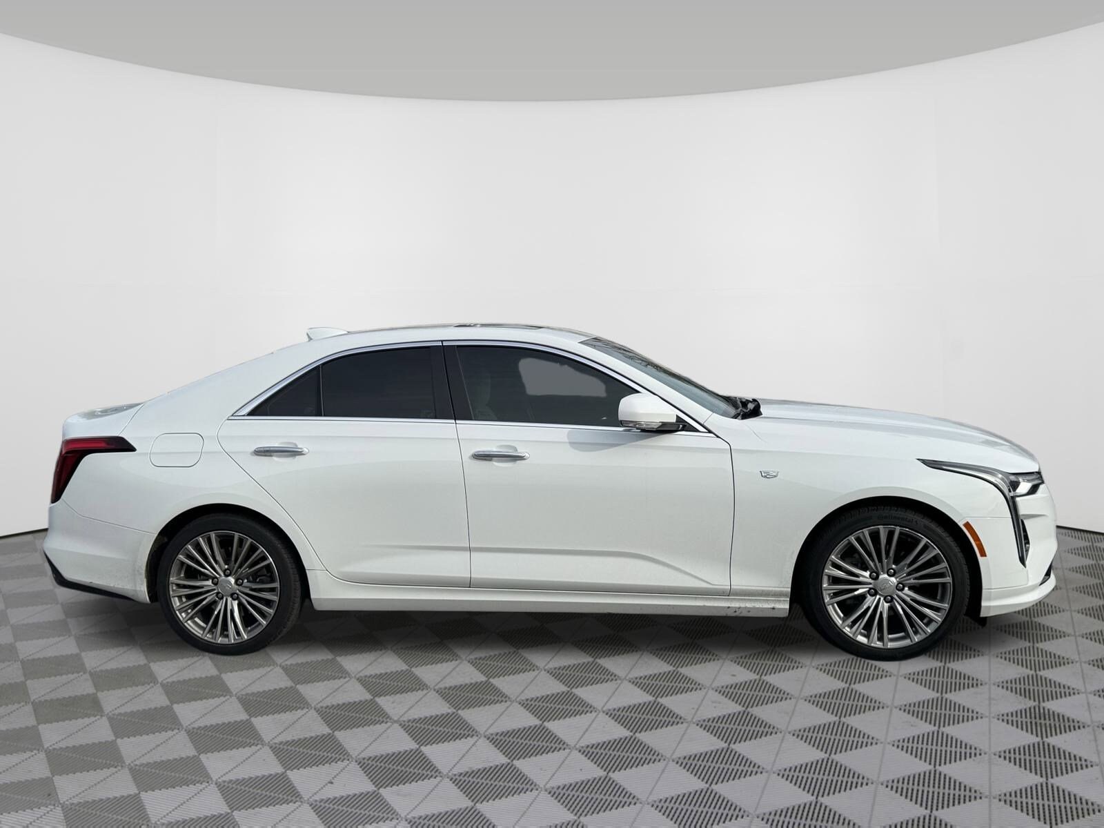 2021 Cadillac CT4 Premium Luxury photo 2