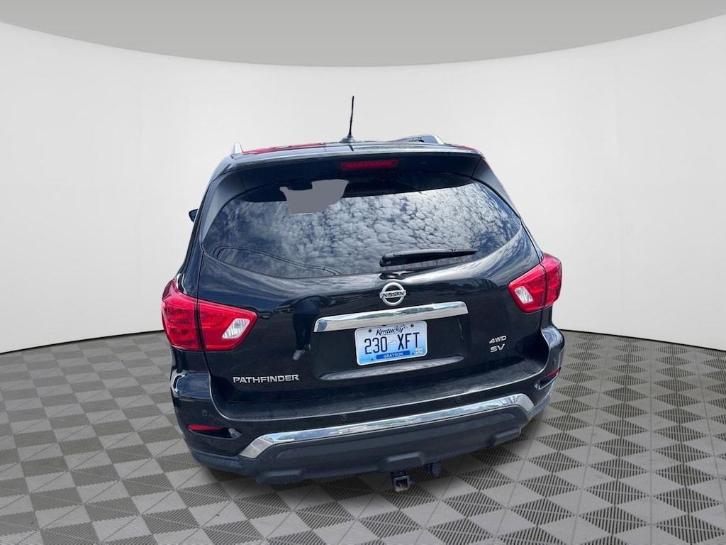 Used 2017 Nissan Pathfinder 4x4 SV SUV