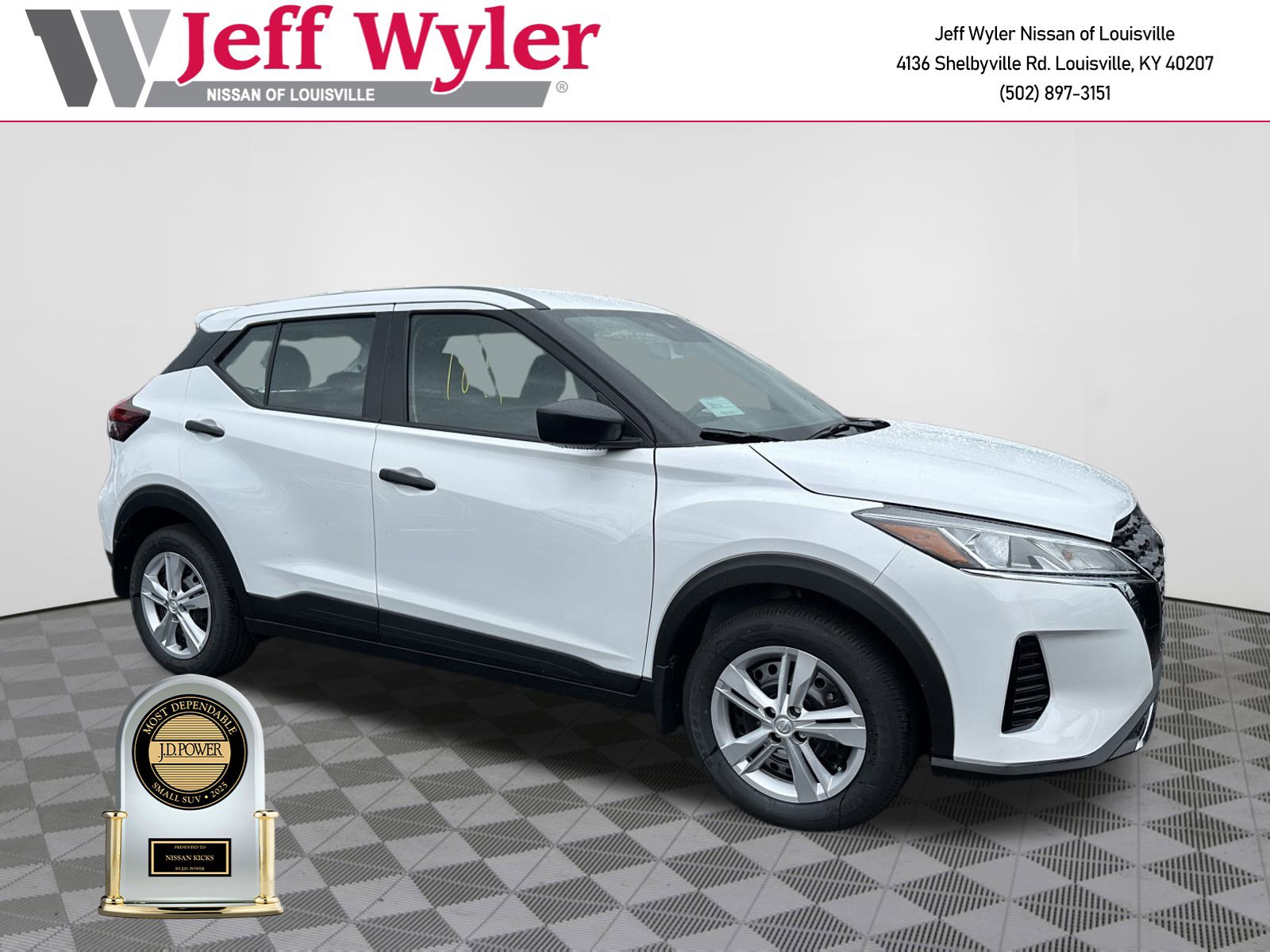 2025 Nissan KICKS PLAY Base's photo