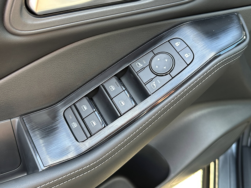 New 2026 Nissan Rogue SV SUV