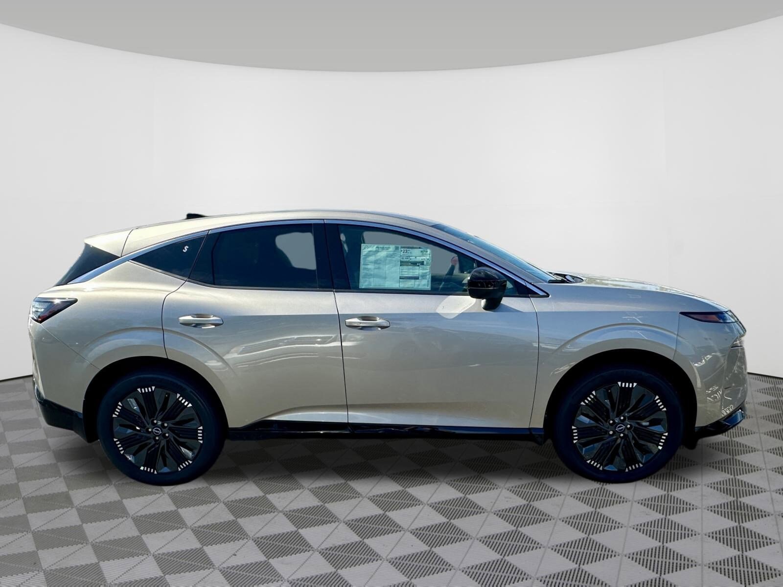 2026 Nissan Murano Platinum photo 2