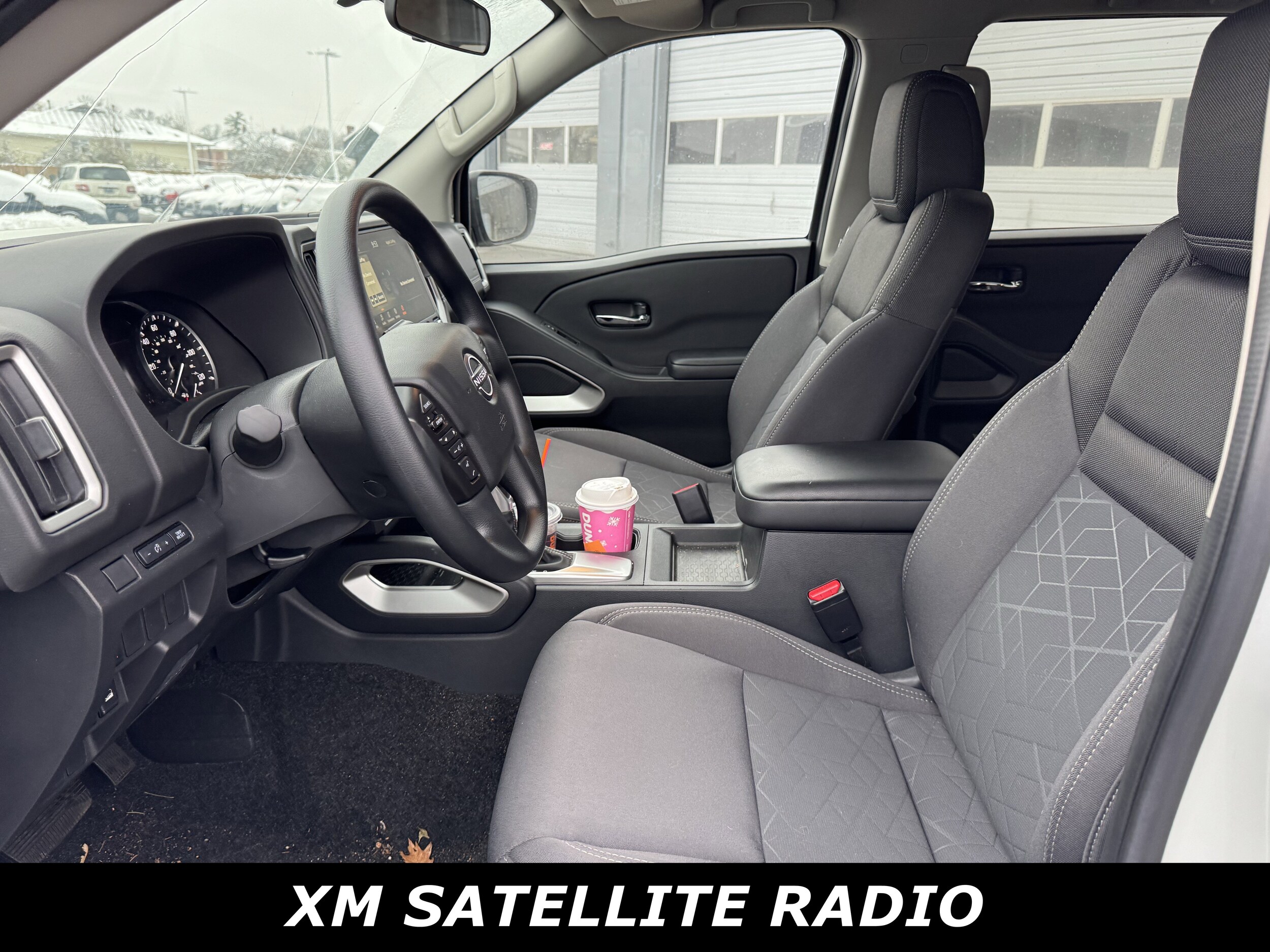 2025 Nissan Frontier Crew Cab SV photo 3