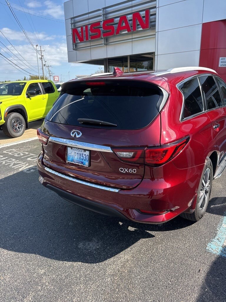 2019 Infiniti QX60 Luxe AWD photo 3