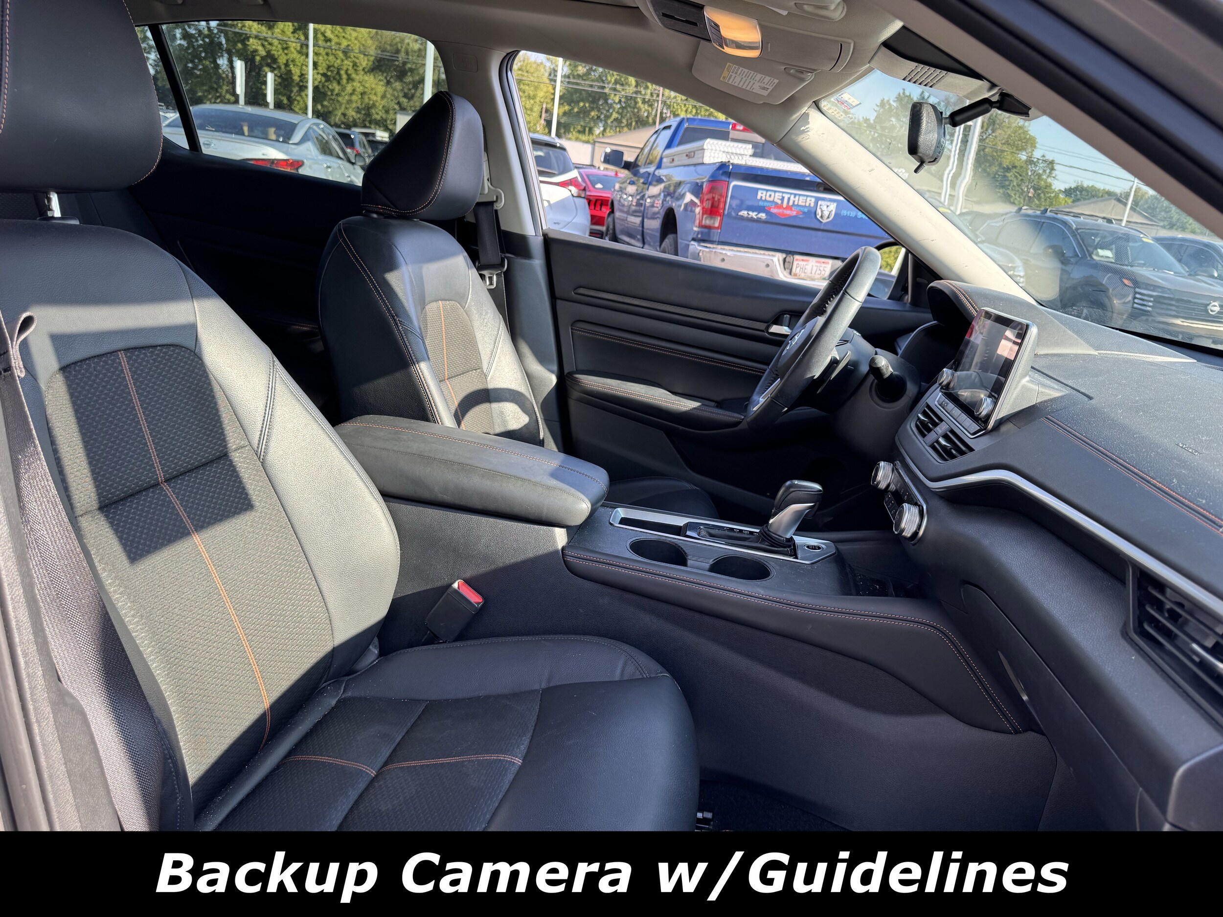 2020 Nissan Altima 2.5 SR photo 2