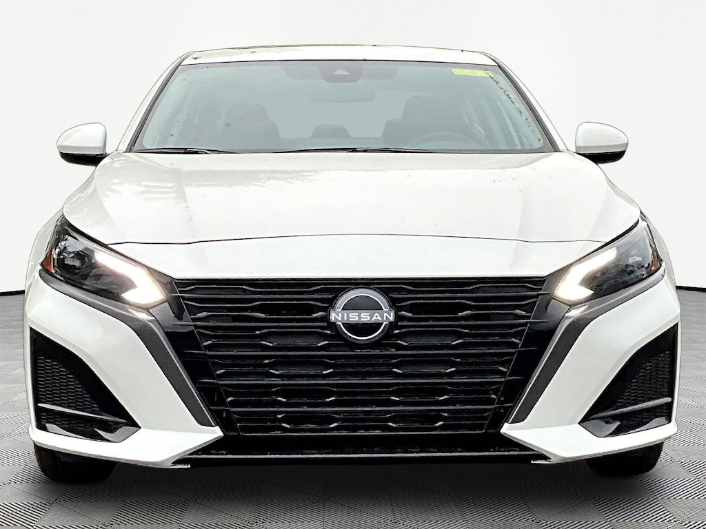 New 2026 Nissan Altima SV Sedan