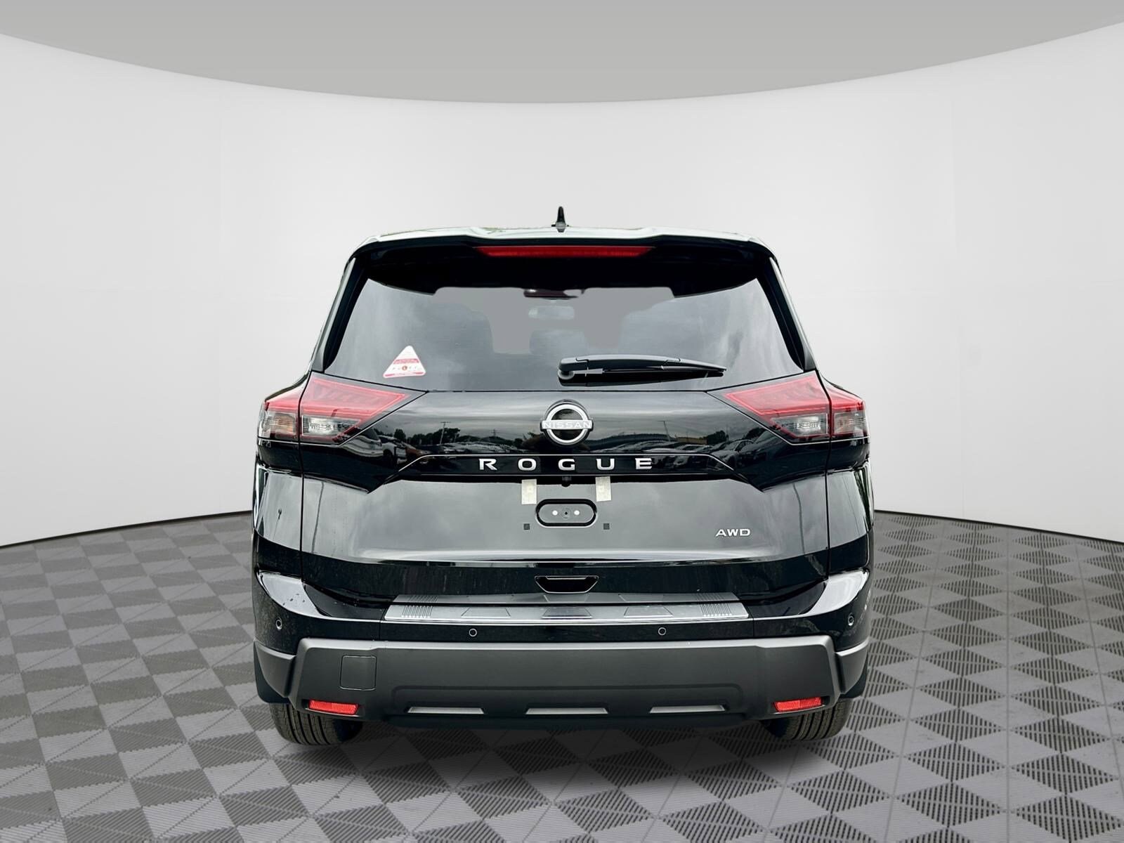 2026 Nissan Rogue SV photo 4