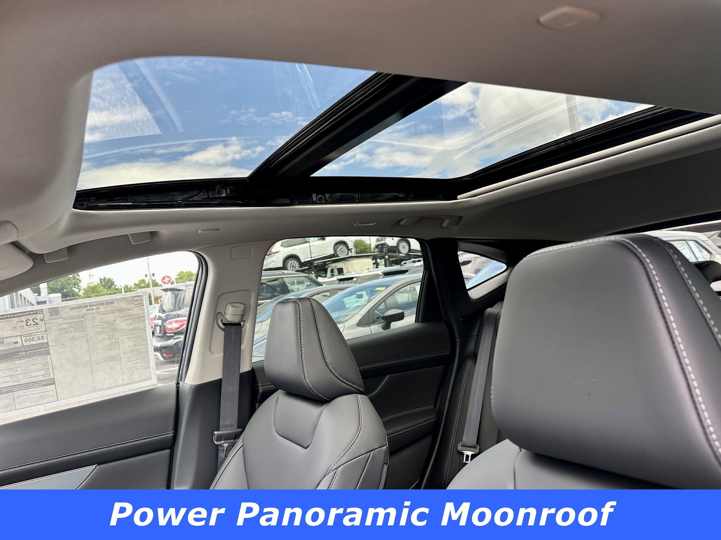 2025 Nissan Murano SL - Photo 11