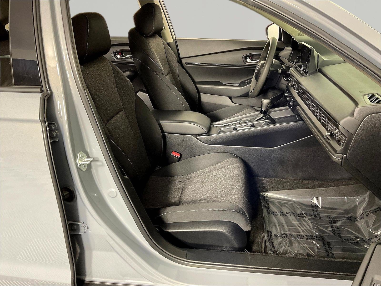 2025 Honda Accord SE - Photo 32
