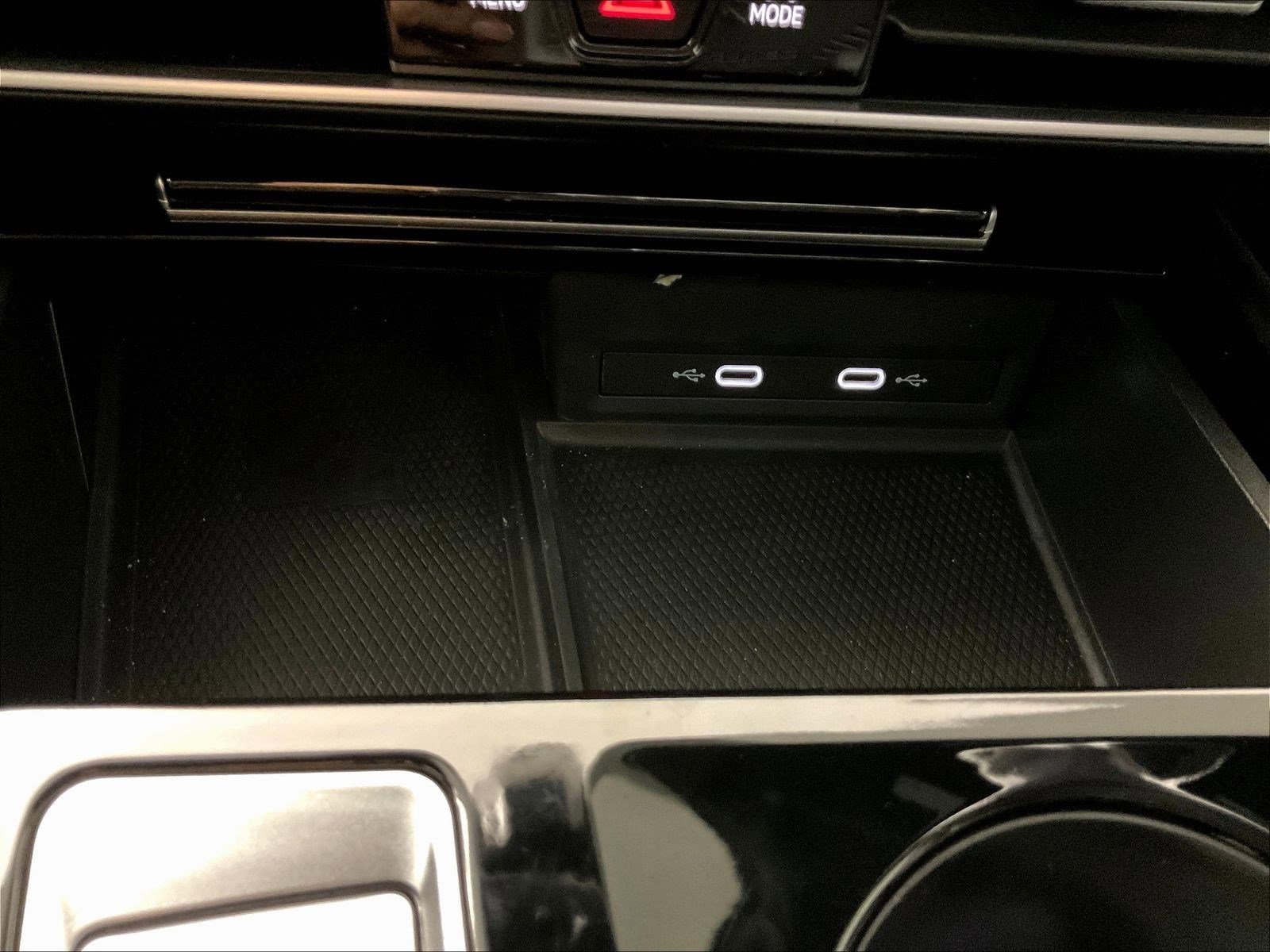 2024 Volkswagen Atlas Cross Sport SEL Premium R-LINE - Photo 15