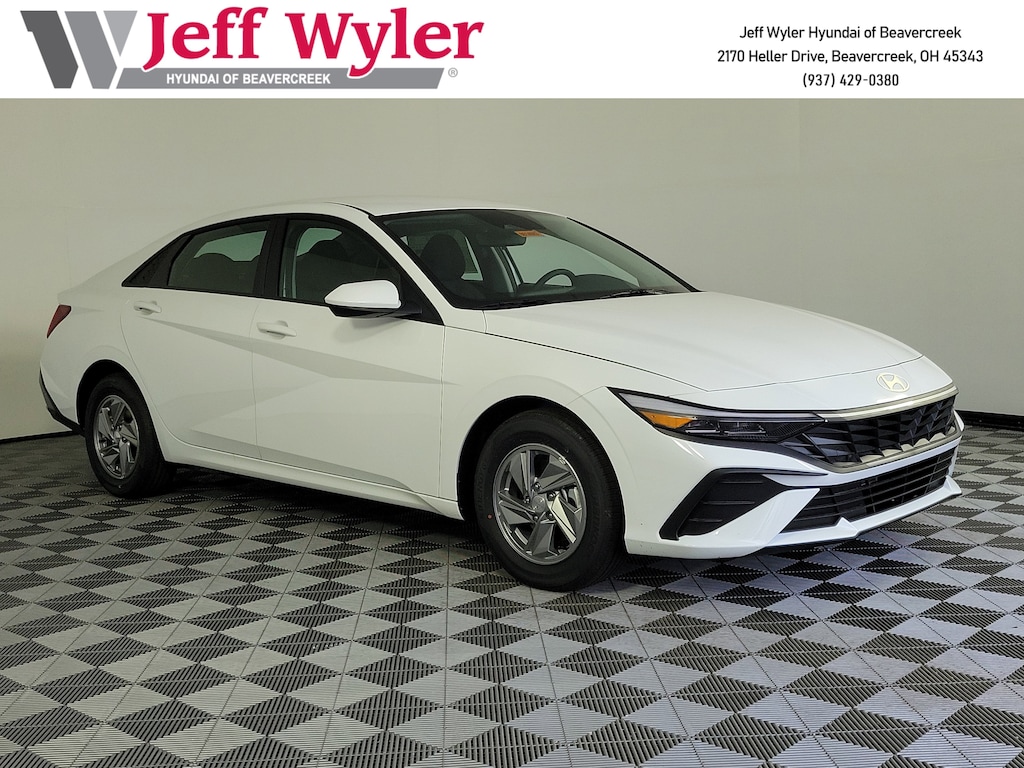 New 2026 Hyundai Elantra SE Sedan