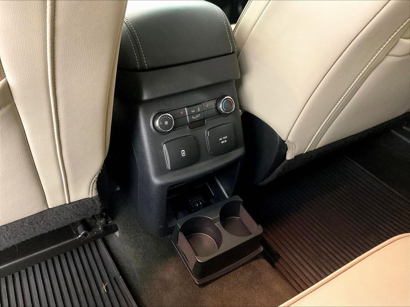 2016 Ford Explorer Platinum - Photo 10