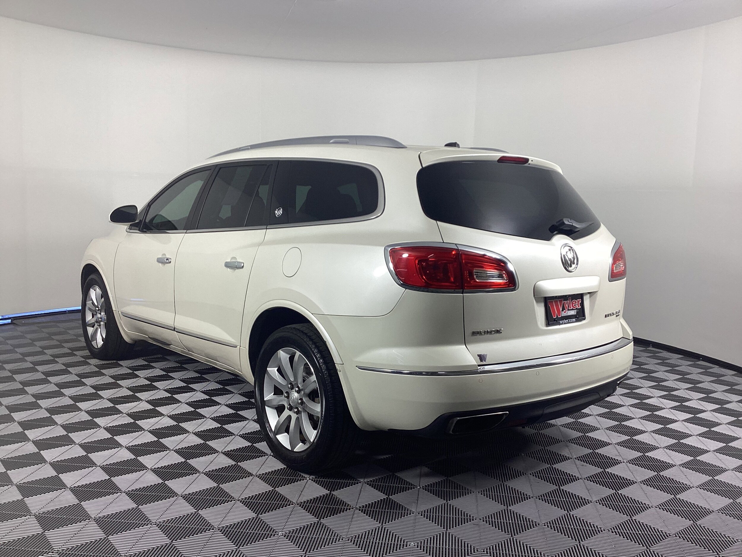 2015 Buick Enclave Premium photo 3