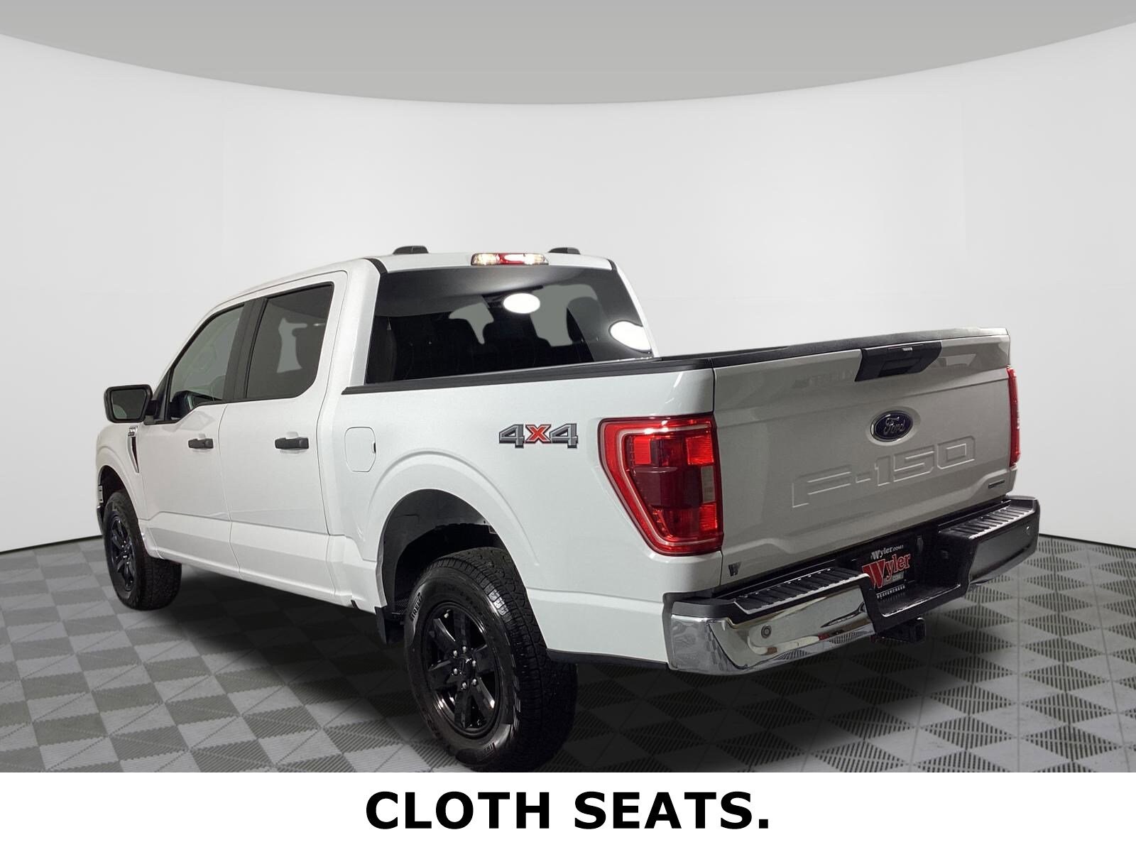 2023 Ford F-150 XLT photo 3